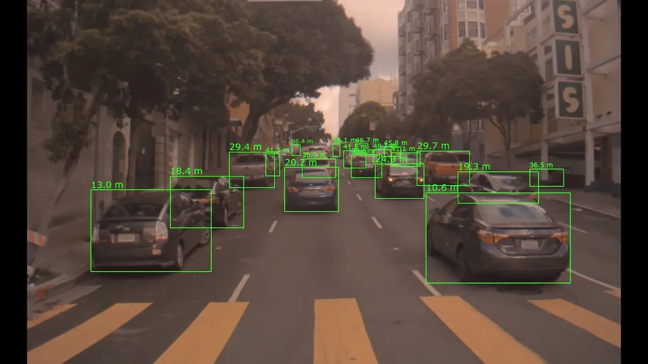 Object detection in autonomous vehicle